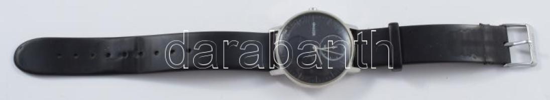 Withings okosóra, szíjjal, karcos, eredeti dobozában, töltőjével, d: 35mm