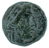 Ókori Görögország / Thesszália Kr.e. 200-150 k. / Larissa / Trichalkon (6,90g) T:VF patina Ancient Greece / Thessalia cca 200-150 BC / Larissa / Trichalkon. "THESSA/LON" Laureate head of Apollo right / Athena Itonia striding right, hurling spear held in her right hand, shield on her left arm (6,90g) C:VF patina