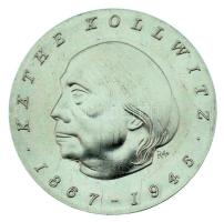 Német Demokratikus Köztársaság 1967. 10M Ag "Käthe Kollwitz" (17g/0.500/31mm) kapszulában T:AU German Democratic Republic 1967. 10 Mark Ag "Käthe Kollwitz" (17g/0.500/31mm) in capsule C:AU Krause KM#17