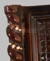 6 darab német figurális díszítésű reneszánsz kályhacsempe. cca 17-19.sz., plasztikus figurális díszí...