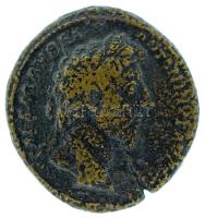 Római Birodalom 161-162 / Marcus Aurelius / Róma / Sestertius bronz (27,45g) T:F patina Roman Empire 161-162 / Marcus Aurelius / Rome / Sestertius bronze "[IMP] CAES M AVREL ANTONINVS [AVG P M] / CONCORD AVGVSTOR TR P XVI - [COS III] - S-C" Marcus Aurelius standing right, holding scroll, clasping hands with Lucius Verus standing, looking left (27,45g) C:F patina RIC III 827