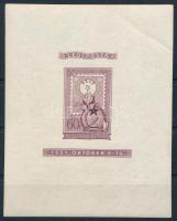 1951 80 éves a magyar bélyeg lila vágott blokk (550.000) (ráncok / creases)
