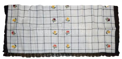 Hímzett terítő 140x160 cm