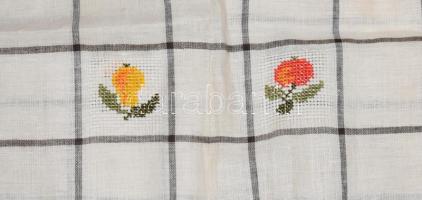 Hímzett terítő 140x160 cm