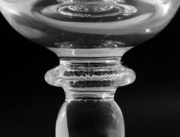 Kristályüveg pezsgőspohár garnitúra, 6 darab aranyozott rózsamintával, hibátlan, m: 15,5 cm