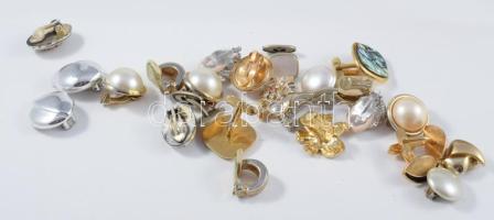 12 pár mandzsetta gomb, fa dobozban