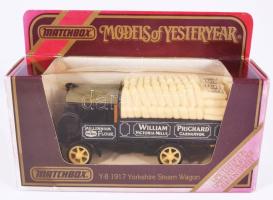 2 darab Matchbox Models of the Yesteryear, Y-15 Preston Tramcar, Y-8 1917 Yorshire Steam Wagon