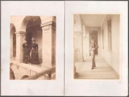 cca 1900 Elegáns hölgyek és úrfi fotói, egy régi ház gangján, Alcsút és Felcsút környékére való család hagyatékából, 2 db fotó kartonon, 17x12 cm, 18x13 cm.