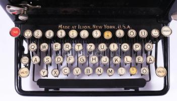 cca 1926 Remington 12 írógép, jó állapotban, 38x38 cm /// KIZÁRÓLAG SZEMÉLYES ÁTVÉTEL, NEM POSTÁZZUK...