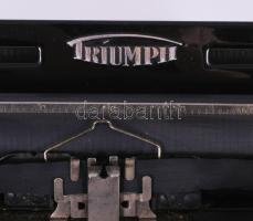 cca 1934 Triump "Norm" írógép, táskája nélkül, 32x32 cm
