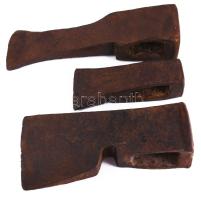 3 darab antik fejsze fej, h: 20 cm alatt