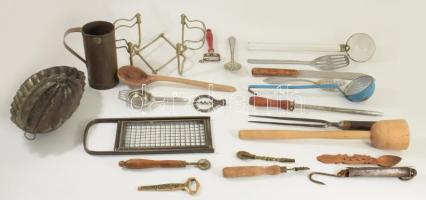 Doboznyi sokdarabos régi tárgy tétel, jó antik darabokkal.