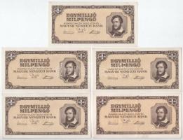 1946. 1.000.000MP (9x) közte három darab hajtatlan, pici sarokhajlással T:XF-F szép papír Adamo P31