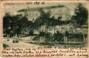 1901 Pécs, Katonakórház, K.u.k. katonák. Rechnitzer Ottokár fénynyomdája 310. sz., Fischer Ferencz kiadása (EB)