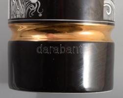 Hollóházi Szász Endre által tervezett dekorral díszített porcelán váza. Jelzett, hibátlan m: 29,5 cm