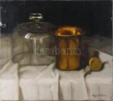 Molnár Z. János (1880-1960): Csendélet. Olaj, vászon, jelezve jobbra lent. Apró sérülésekkel. 35x43 cm