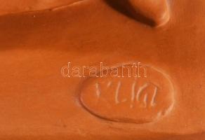 Kligl Sándor (1945): Fiatal hölgy. Terrakotta, jelzett, m: 33 cm