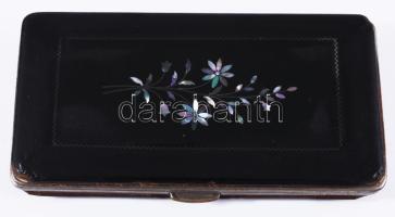 Szemüvegtok ca 1900 : Karlsbad felirattal, bőr, ásvány berakásokkal szép állapotban 14x7 cm