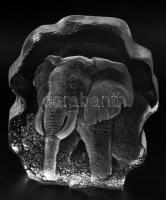 Mats Jonasson (svéd, 1945-): Elefánt alakos asztaldísz, jelzés nélkül, hibátlan, m: 18 cm