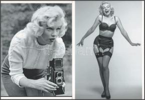 cca 1960 előtt készült felvételek Marilyn Monroe (korábban Norma Jean) (1926-1962) amerikai színésznőről és fotómodellről, 2 db modern nagyítás, jelzés nélkül, 21x15 cm
