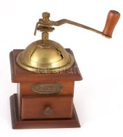 Dekoratív fa és réz kávédaráló 15cm