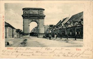 1900 Vác, Kőkapu. Divald Károly 163. sz. (EB)