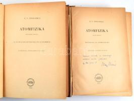 E. V. Spolszkij: Atomfizika I-II. köt. I. köt.: Bevezetés az atomfizikába. Ford.: Sándor Endre. II. köt.: Az atom elektronburka és az atommag. Bp., 1956-1958, Akadémiai Kiadó. 2. és 3. kiadás. Nagy Elemér (1920-2000) fizikus, villamosmérnök, egyetemi tanár ajándékozási soraival, dátumozva (1960. jún. 22.) Megjelentek 1050 és 1620 példányban. Kiadói egészvászon-kötések.