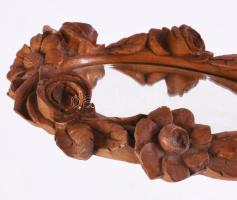 Faragott fa kézitükör, h: 32 cm