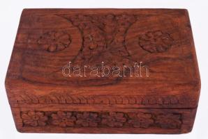 Faragott díszdoboz, 10x15 cm