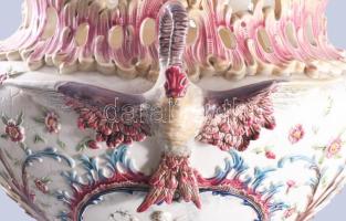 Nagyméretű főnixmadaras kaspó. Eichwald, 19. sz. festett, mázas porcelánfajansz, gazdag rokokós dísz...