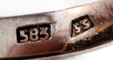 Arany (Au) ékszer szett, gyűrűs és fülbevaló pár, 14k, kék kő berakással, m: 54, jelzett, bruttó 8,1...