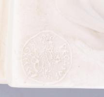 Afrodite szobra. Műgyanta, jelzett 41 cm