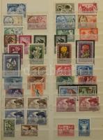 1871-1979 Magyar gyűjtemény másodpéldányokkal, jobb kiadásokkal, értékekkel 24 lapos A/4 kissé széte...