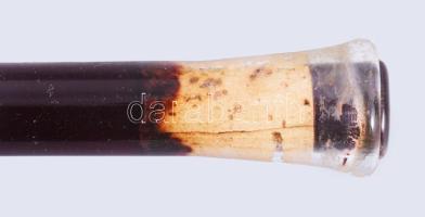 Piszoly alakú üvegben régi fehérbor, bontatlan. 43 cm