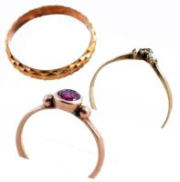 3 darab arany (Au) gyűrű, 14k, közte jelzett, közte kőhiánnyal, m: 56-59, bruttó 5,9g