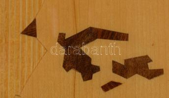 Lenint ábrázoló intarzia kép, 42x36 cm