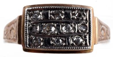 Arany (Au) gyűrű, 14K, cca 0,11ct gyémánt (P1-P3) ékítéssel, m:56, jelzett, bruttó 4,99g