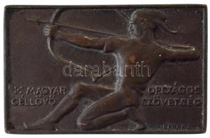 Berán Lajos (1882-1943) 1929. "Magyar Országos Céllövő Szövetség" egyoldalas bronz plakett (41x74mm) T:AU,XF