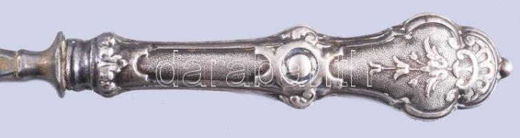 Ezüst (Ag) nyelű 3 darab villa és 3 darab kés, h: 19-21 cm