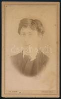 1877 Férfiportré, keményhátú fotó Theodor Skoff soproni műterméből, 10,5×6,5 cm