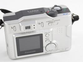 Panasonic DMC LC20 2 mp digitális kamera, eredeti dobozában, tartozékokkal, tokkal