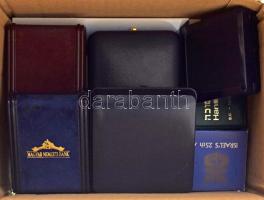 6db kisméretű tok + 3db izraeli forgalmi sor tok üresen + 2 db magyar forgalmi sor tok, használt,de szép állapotban 6pcs small coin case + 3pcs Israel coin set case + 2pcs Hungarian coin set case, in used, but nice condition