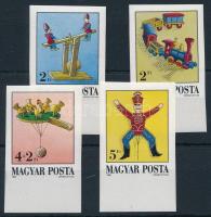 1988 Ifjúságért (XII.) - Régi játékok ívszéli vágott sor (4.500)