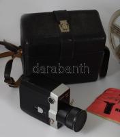 Szovjet filmvetítő gép, hozzá 7 darab szovjet mese film