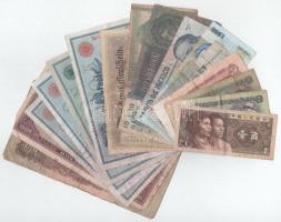 Vegyes, 16db-os magyar és külföldi bankjegytétel, benne Románia, Kína, Bulgária, Német Birodalom T:F-G Mixed, 16pcs Hungarian and foreign banknote lot, within Romania, China, Bulgaria, German Empire C:F-G