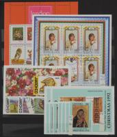 Szép külföldi motívum anyag másodpéldányokkal, sok tengerentúlival külföldi cseréből, 8 vastag feket...