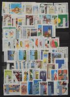 Szép külföldi motívum anyag másodpéldányokkal, sok tengerentúlival külföldi cseréből, 8 vastag feket...