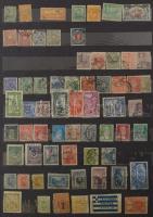 Sok száz régi külföldi bélyeg, 12 vastag fekete lapos nagy berakóban, sok tengerentúlival