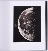 Andreas Blühm: Der Mond. Ostfildern, 2009, Hajte Cantz. Német nyelven. Gazdag képanyaggal illusztrál...