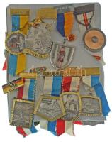 Németország 34db-os vegyes főleg turista és sportjelvényből álló tétel T:UNC,AU
Germany 34pcs mixed...